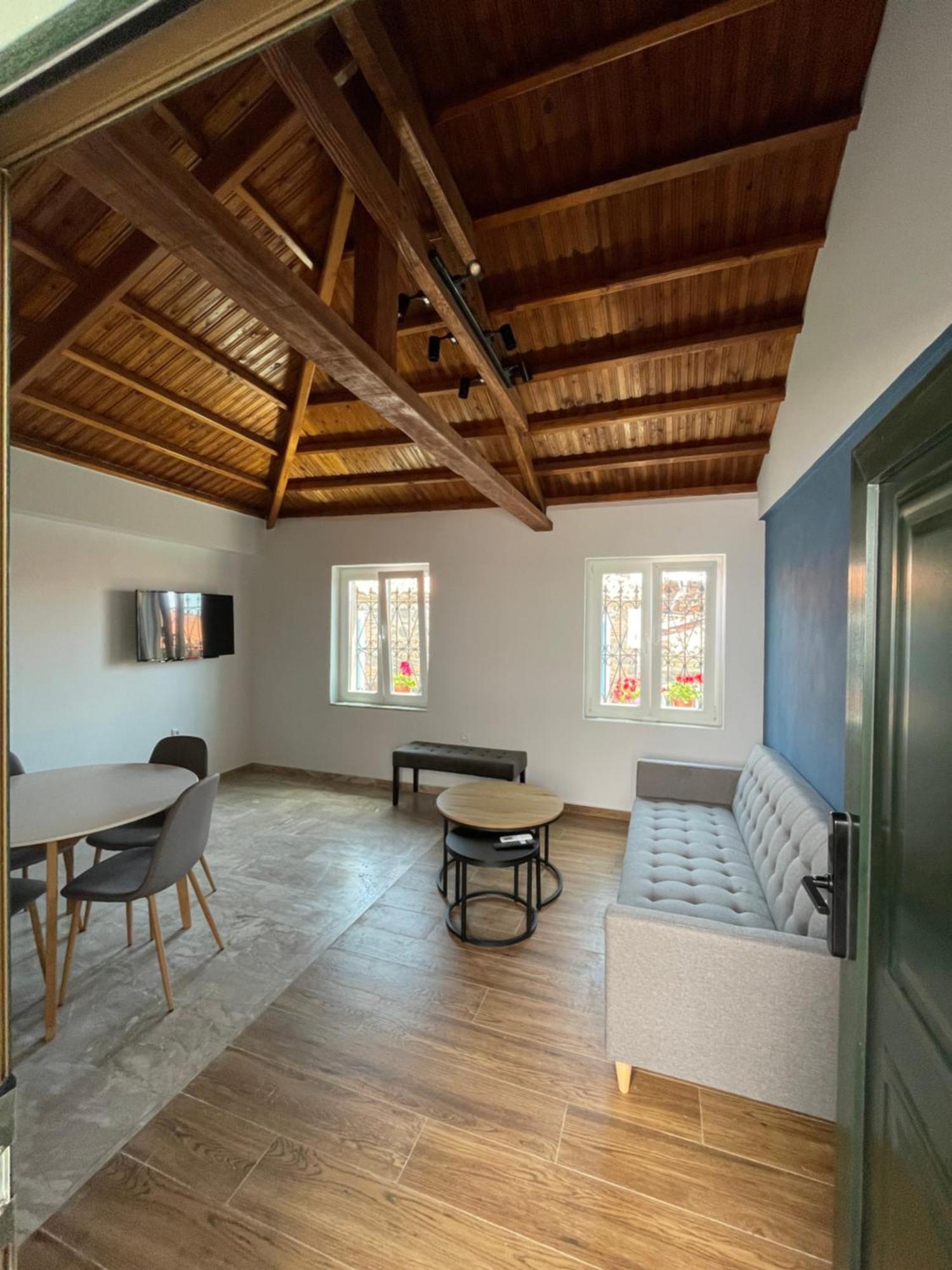 Q Apartments Molyvos Мітімна Екстер'єр фото